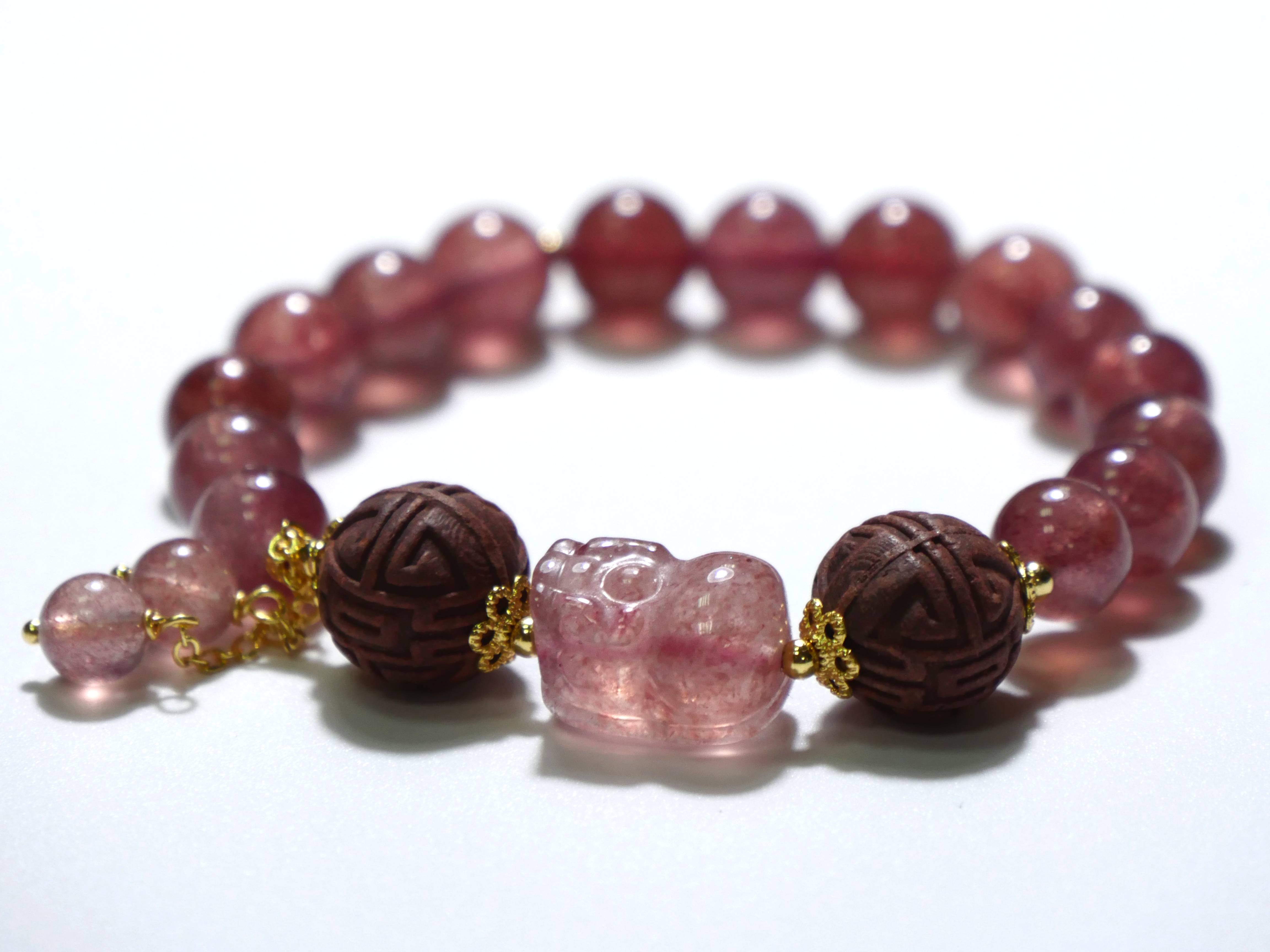 【沉瑜香】納財貔貅草莓晶香珠手串